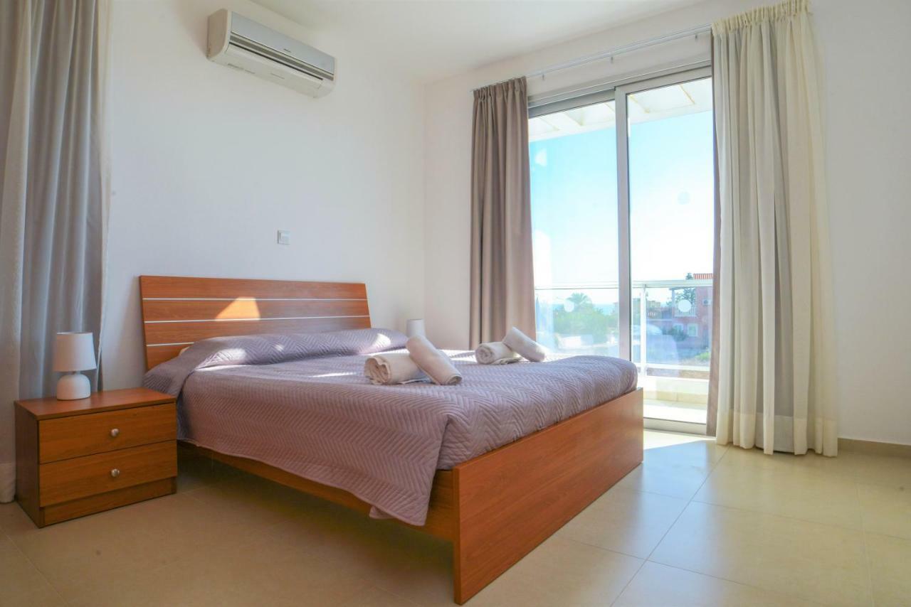 Coral Bay Villa 10 Bagian luar foto