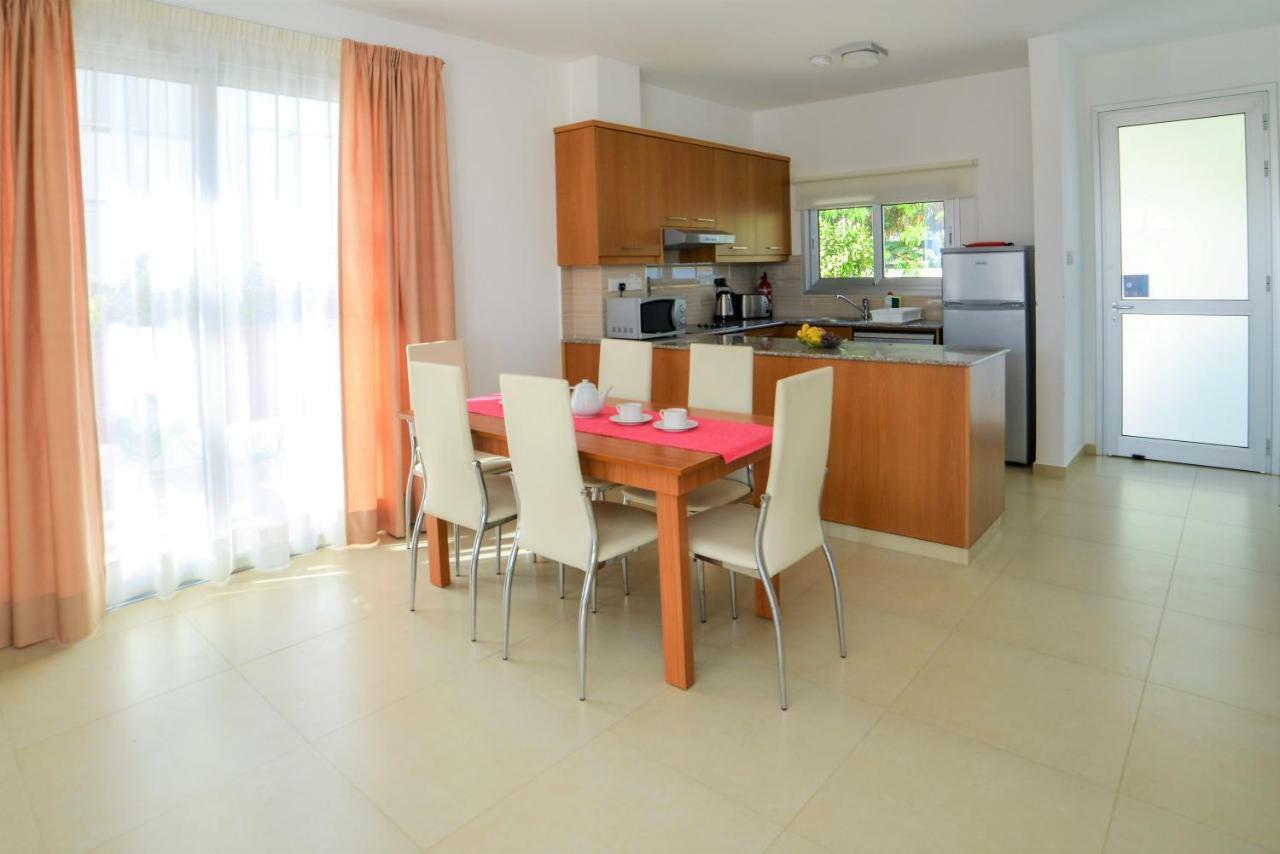 Coral Bay Villa 10 Bagian luar foto